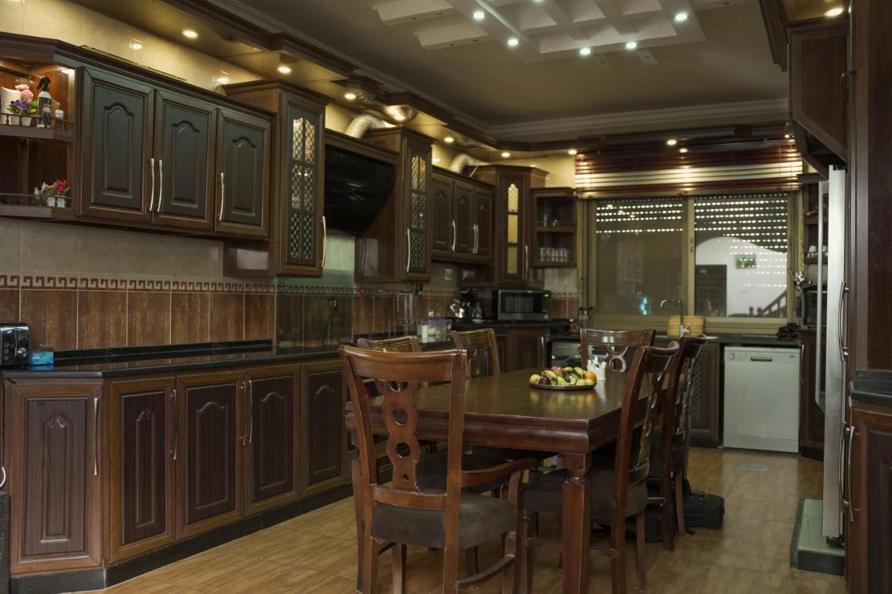 Relaxing Oasis Villa Вади Муса Экстерьер фото